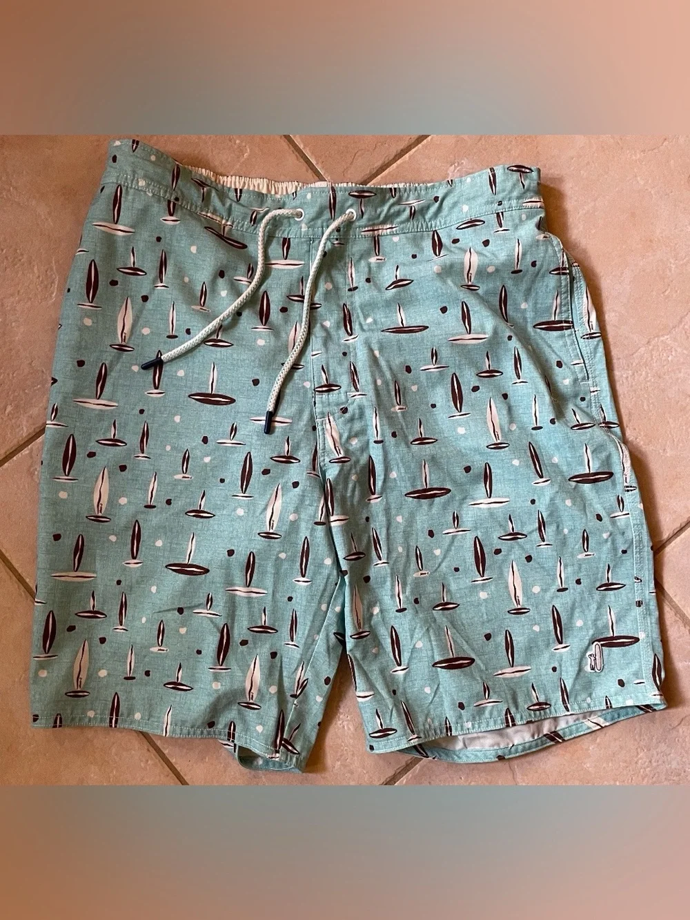 Johnnie-O Men’s Board Shorts Swim Trunks Surf Large